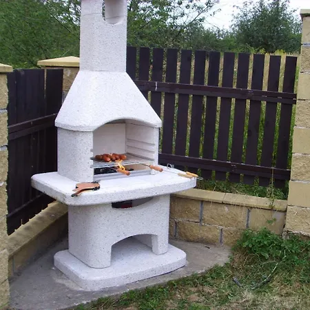 Idyllicprague Cherry Tree Holiday home Cerny Vul